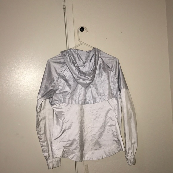 Nike Windbreaker - Picture 5 of 5